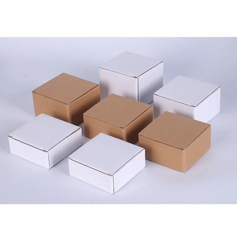 Sự khác biệt trong quá trình máy móc in bìa cứng