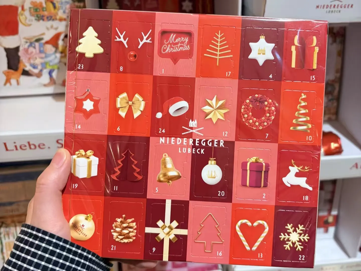 Giá trị độc đáo của hộp quà giáng sinh bằng giấy